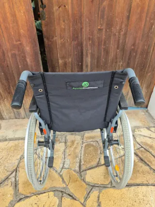 Silla de ruedas plegable