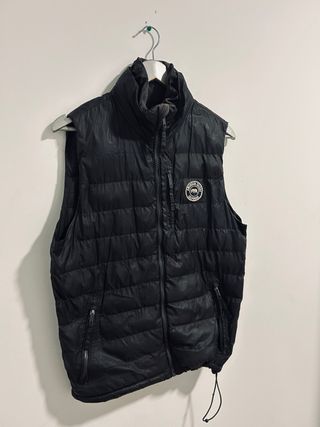 Chaleco Acolchado Negro AMC