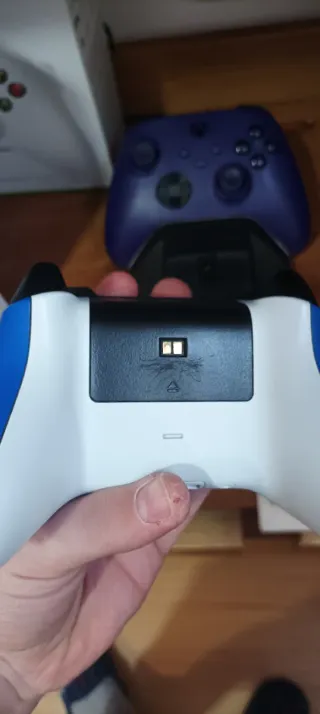 Xbox Series S + 2 mandos