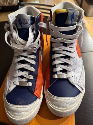 Nike Blazer Mid 77 EMB Arancione Bianco .