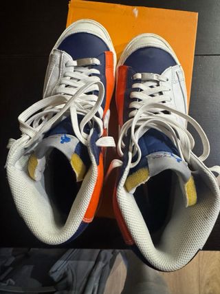 Nike Blazer Mid 77 EMB Arancione Bianco .