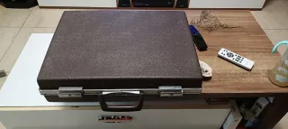 Toca discos portátil IBERIA