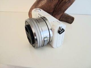 3400 DISPAROS Cámara Sony A5100 blanca