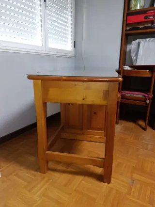 Escritorio madera y cristal