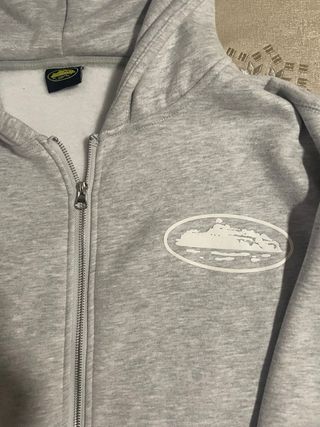 Chaqueta Gris Corteiz Talla M