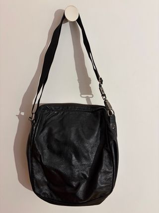 Bolso bandolera Mandarina Duck negro
