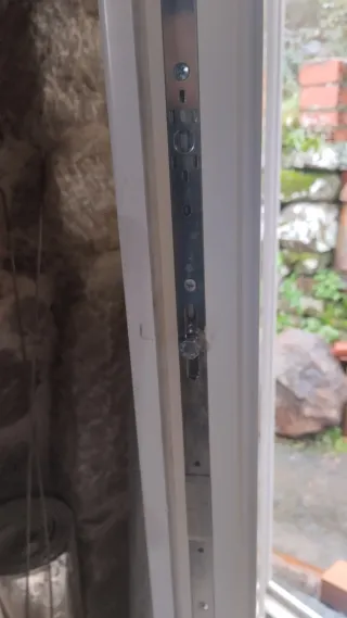 Puerta PVC Kommerling