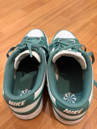 Nike Dunk Low Verde e Bianco Eur 40,5  Uk 6,5