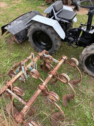 Pasquali tractor con accesorios