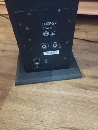 Torre de Sonido con Amplificador Audio