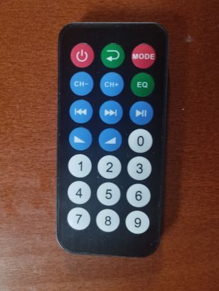 Torre de Sonido con Amplificador Audio