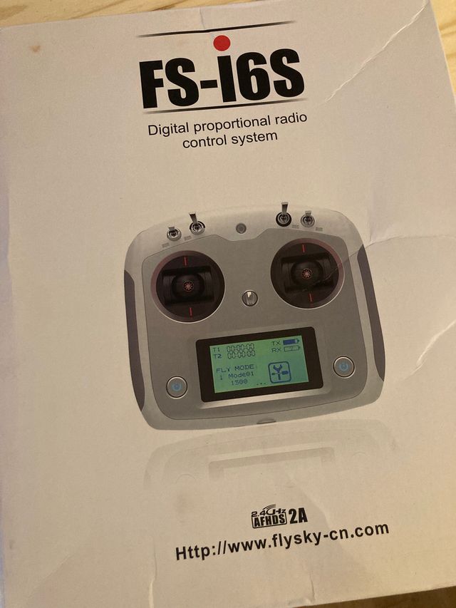 Barca a vela radiocomandata Tamiya Sea-Cret '90