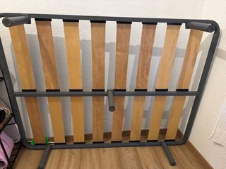 Somier 130x190 Metal y Madera ( URGE VENDERLO )