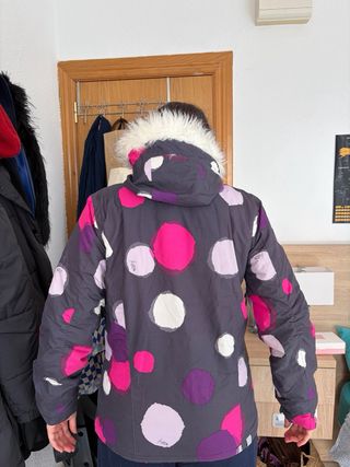Chaqueta de esquí con capucha y pelo Marca Roxy