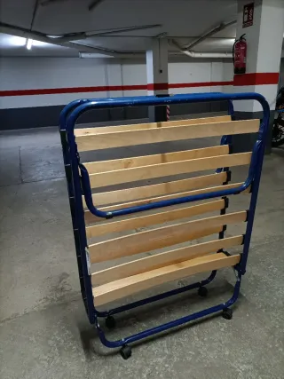 Cama Plegable Metálica y Madera
