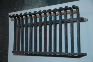 parrilla de chimenea de hierro forjado.