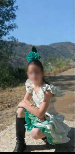 Vestido Flamenca Niña con Accesorios
