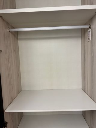 Armario 4 puertas (225x55x180cm)