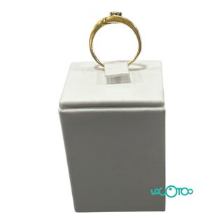 Anillo oro 18K con diamante 2,7gr