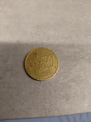 Moneda 50 cent Greciacon la letra F en la estrella