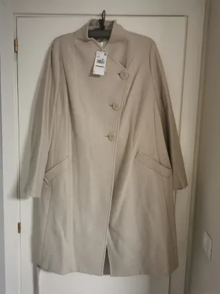 Abrigo Beige Talla XXL
