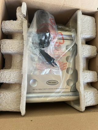 PRO BASIC CD Radio Alarma Reloj Digital