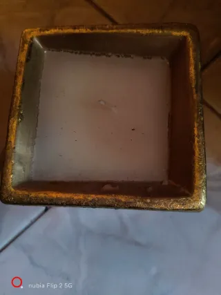 Candela decorativa dorata con angelo