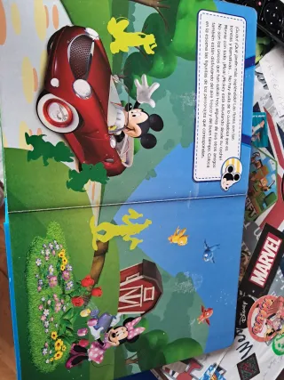 Mickey. Historias animadas: Incluye un libro y ...