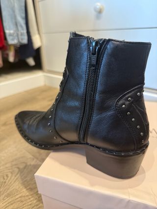 ICÓNICO Botín Laura BIMANI Talla 37