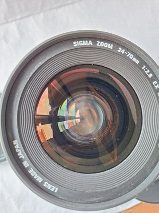 Sigma 24-70mm F2.8 DG Macro EX