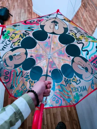 Paraguas Disney Mickey Mouse Multicolor, sin usar