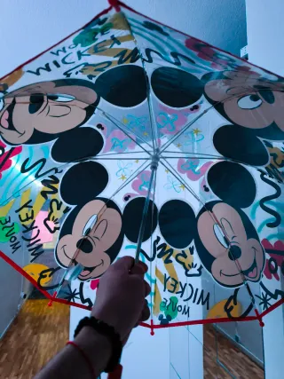 Paraguas Disney Mickey Mouse Multicolor, sin usar