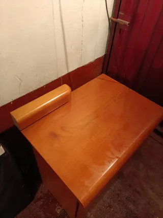 Mesilla de Noche Madera 2 Cajones