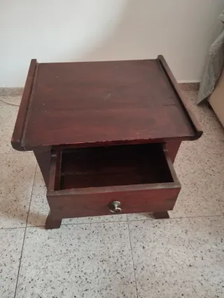 Mueble de madera estilo oriental