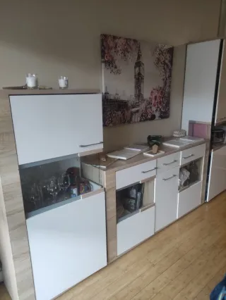 Mueble modular salón blanco y madera
