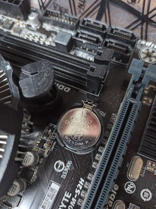 Procesad Intel i5 6400 + Placa base Gigabyte H110M