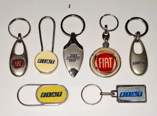 Lote 7 Llaveros Fiat vintage diferentes antiguos