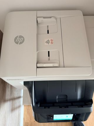 Impresora HP OfficeJet Pro 8730 con cartuchos