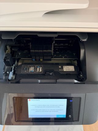 Impresora HP OfficeJet Pro 8730 con cartuchos
