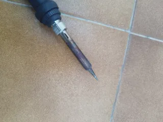 2 Soldadores eléctricos