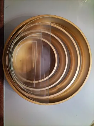 Set di 4 Fioriere Rotonde da Parete Oro