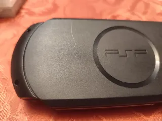 PSP Street Negra + 4 Juegos + microSD ADAPTER 32Gb