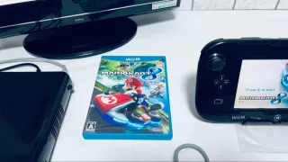 Consola Wii U Negra + Mario Kart 8