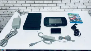 Consola Wii U Negra + Mario Kart 8