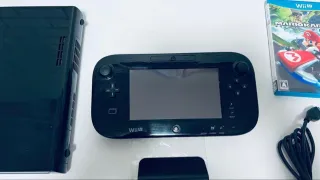 Consola Wii U Negra + Mario Kart 8