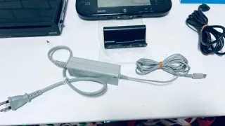 Consola Wii U Negra + Mario Kart 8