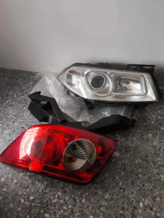 Focos Renault Megane CC Descapotable