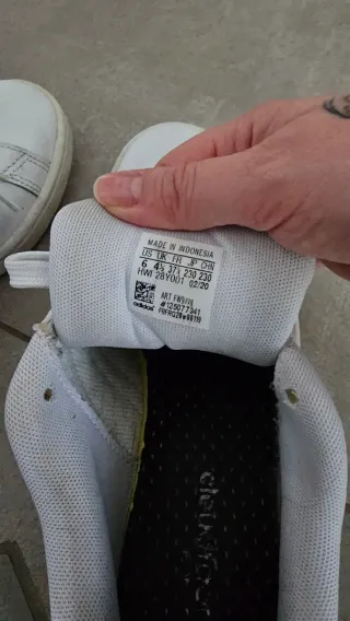 Scarpe Adidas Bianche con Stampa Leopardata