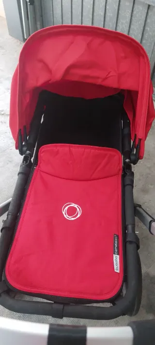 Bugaboo Cameleon 3 Rojo con saco de silla invierno
