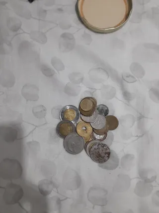 Lote de monedas variadas